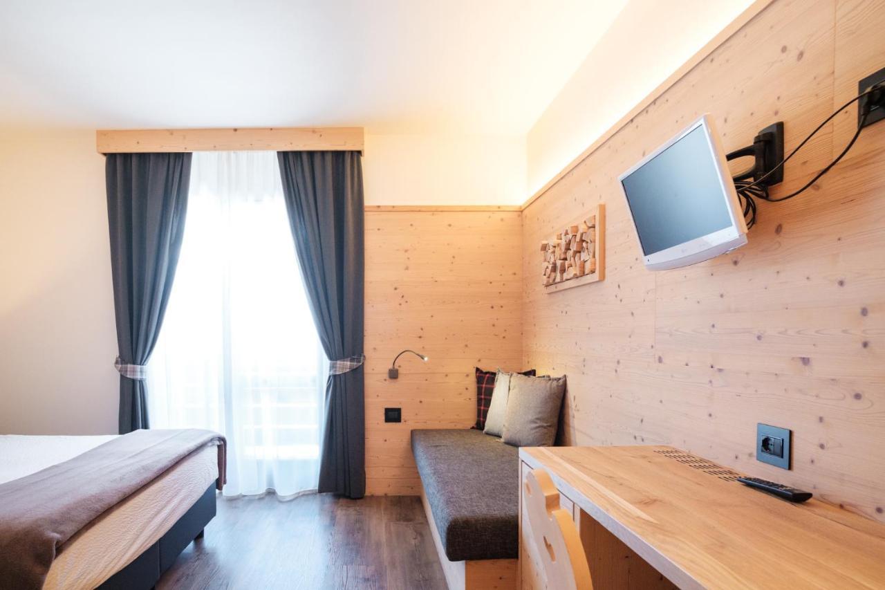Hotel Piccola Baita Molveno Ngoại thất bức ảnh