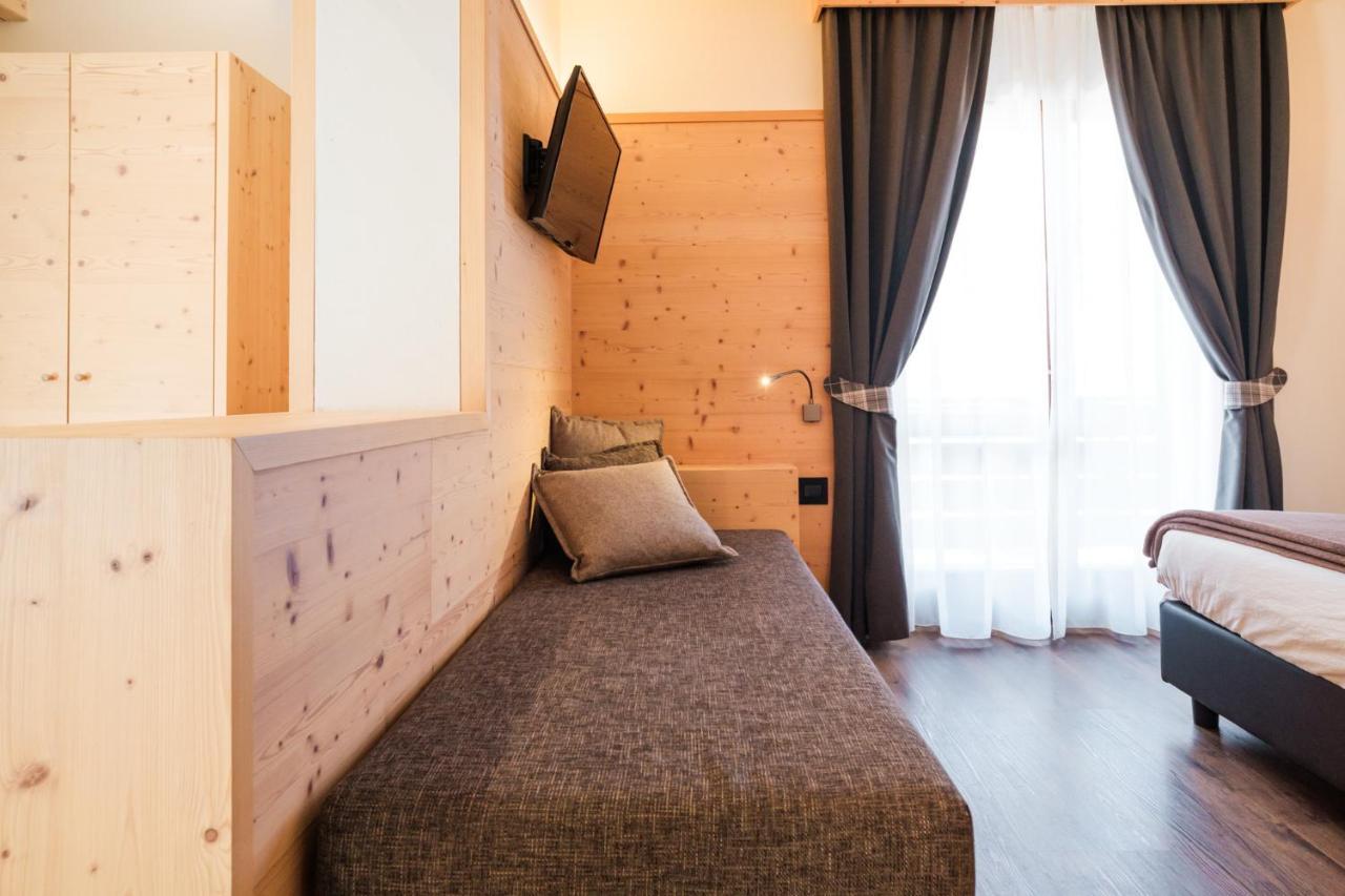 Hotel Piccola Baita Molveno Ngoại thất bức ảnh